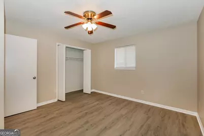 8455 Magnolia Drive, Jonesboro, GA 30238 - Photo 11