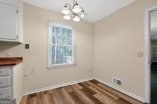 1036 Huntingdon Ct, Stone Mountain, GA 30083 - Photo 17