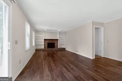 1036 Huntingdon Court, Stone Mountain, GA 30083 - Photo 7