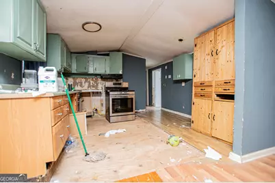 7 Garden Lake Drive, Carrollton, GA 30116 - Photo 9