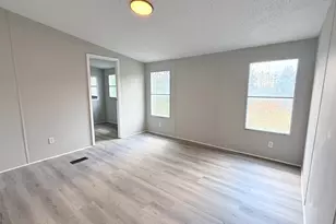 410 Crystal Dr, Carrollton, GA 30116 - Photo 17