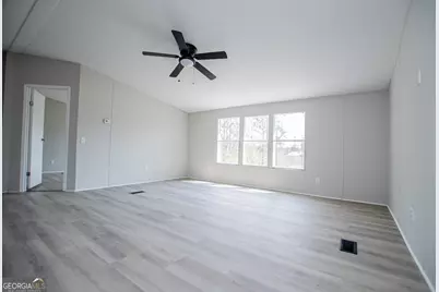 410 Crystal Drive, Carrollton, GA 30116 - Photo 5