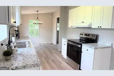 410 Crystal Drive, Carrollton, GA 30116 - Photo 9