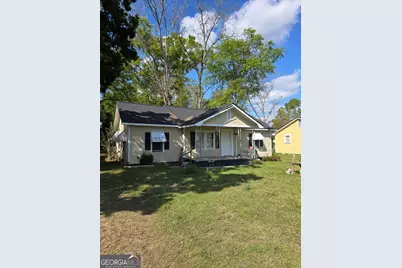 421 Plum Avenue, Millen, GA 30442 - Photo 1