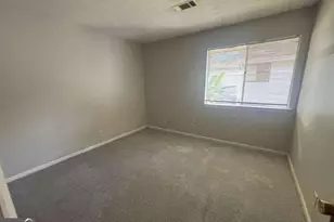 8569 Creekwood Way, Jonesboro, GA 30238 - Photo 3