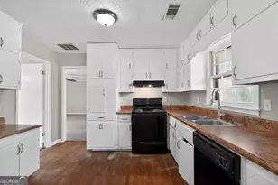 156 Blake Ln, Ellenwood, GA 30294 - Photo 21