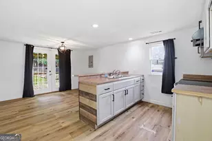 97 S Pine St, Trion, GA 30753 - Photo 9