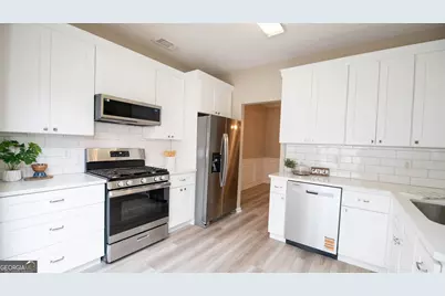 106 Stillwood Drive, Newnan, GA 30265 - Photo 13