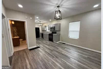 1097 Fortress Avenue SW, Atlanta, GA 30315 - Photo 9