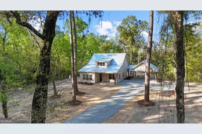 150 Lakeview Drive, Jesup, GA 31545 - Photo 1