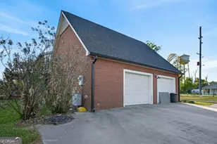 74 N Gill St, Hazlehurst, GA 31539 - Photo 7