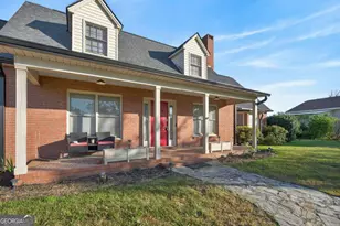 74 N Gill St, Hazlehurst, GA 31539 - Photo 3