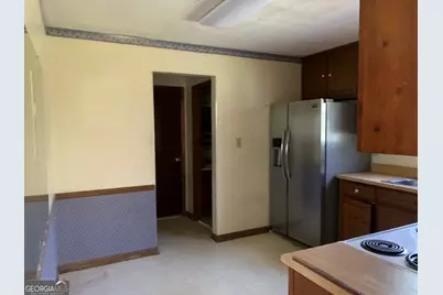 7038 Whitfield Drive, Riverdale, GA 30296 - Photo 5