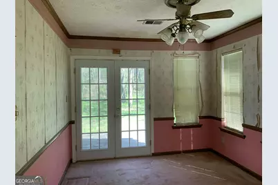 7038 Whitfield Drive, Riverdale, GA 30296 - Photo 3