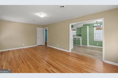628 S Evelyn Place NW, Atlanta, GA 30318 - Photo 5