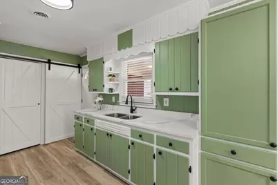 628 S Evelyn Place NW, Atlanta, GA 30318 - Photo 7