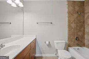 215 Winding River Dr, Atlanta, GA 30350 - Photo 13