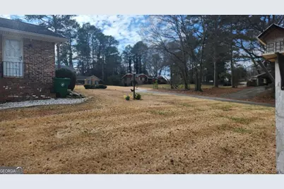 4456 Luxembourg Drive SW, Decatur, GA 30034 - Photo 3