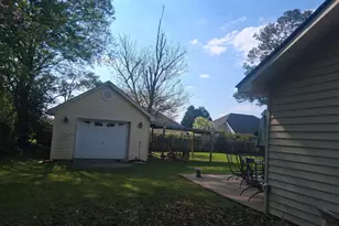 127 Foxwood Cir, Bonaire, GA 31005 - Photo 3