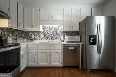 223 5th Avenue, Winder, GA 30680 - Photo 11