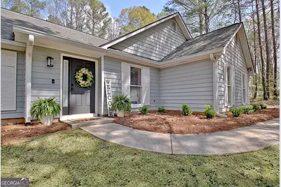 29 Kathleen Court, Newnan, GA 30265 - Photo 3