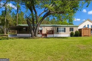 514 Walker Ln, Baxley, GA 31513 - Photo 1