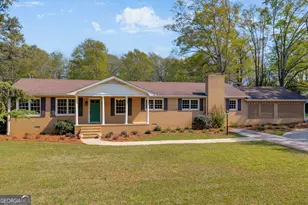 100 S Broad St, Bowman, GA 30624 - Photo 1