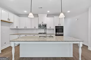 2528 Parkside Wy, Gainesville, GA 30507 - Photo 13