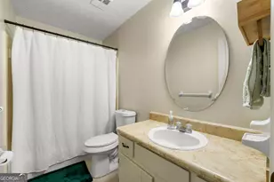 528 Raintree Dr, Jonesboro, GA 30238 - Photo 17