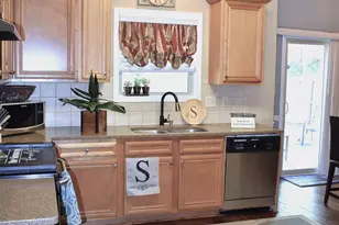 1226 Castleberry Dr, Buford, GA 30518 - Photo 7