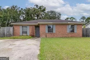 251 Garden Cir, Hinesville, GA 31313 - Photo 1