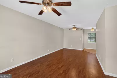 251 Garden Circle, Hinesville, GA 31313 - Photo 3