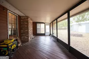 306 Palmetto St, Saint Marys, GA 31558 - Photo 9