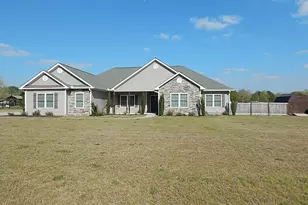 907 Cliett Rd, Byron, GA 31008 - Photo 1