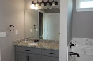 907 Cliett Rd, Byron, GA 31008 - Photo 17