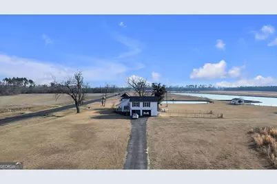 1832 Douglas Highway, Hazlehurst, GA 31539 - Photo 5