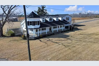 1832 Douglas Highway, Hazlehurst, GA 31539 - Photo 1