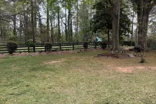 462 Dogwood Dr NW, Lilburn, GA 30047 - Photo 3