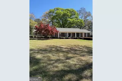 462 Dogwood Drive NW, Lilburn, GA 30047 - Photo 1