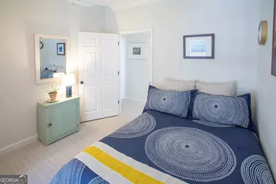 218 E 33rd Street, Savannah, GA 31401 - Photo 15