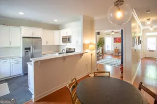 218 E 33rd St, Savannah, GA 31401 - Photo 11