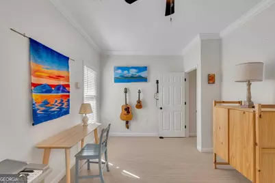 218 E 33rd Street, Savannah, GA 31401 - Photo 17