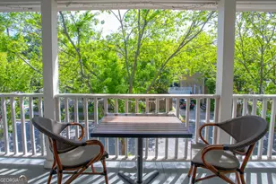 218 E 33rd St, Savannah, GA 31401 - Photo 25