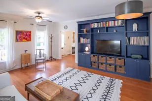 218 E 33rd St, Savannah, GA 31401 - Photo 9