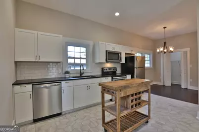 91 E Washington Street, Newnan, GA 30263 - Photo 17