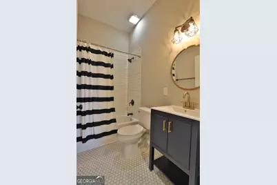 91 E Washington Street, Newnan, GA 30263 - Photo 9