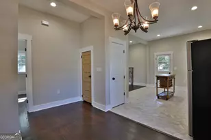 91 E Washington St, Newnan, GA 30263 - Photo 13