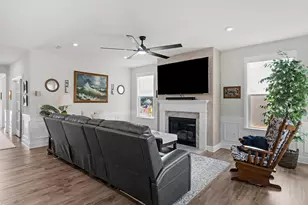 1004 Dirr Dr, Griffin, GA 30223 - Photo 35