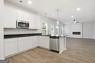 331 Jarrett St, Fairburn, GA 30213 - Photo 11