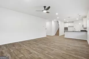 331 Jarrett St, Fairburn, GA 30213 - Photo 7